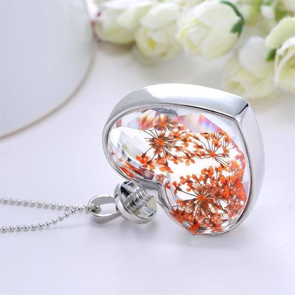 Classic Love Heart Dry Flower Necklace