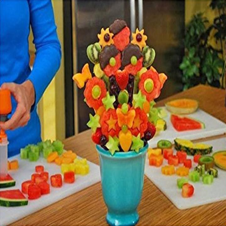 Push & Pop Fruit & Vegetable Shaper